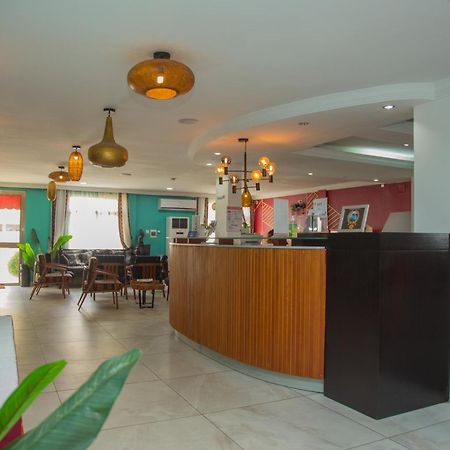 Hotel La Rose Blanche Abidjan Kültér fotó