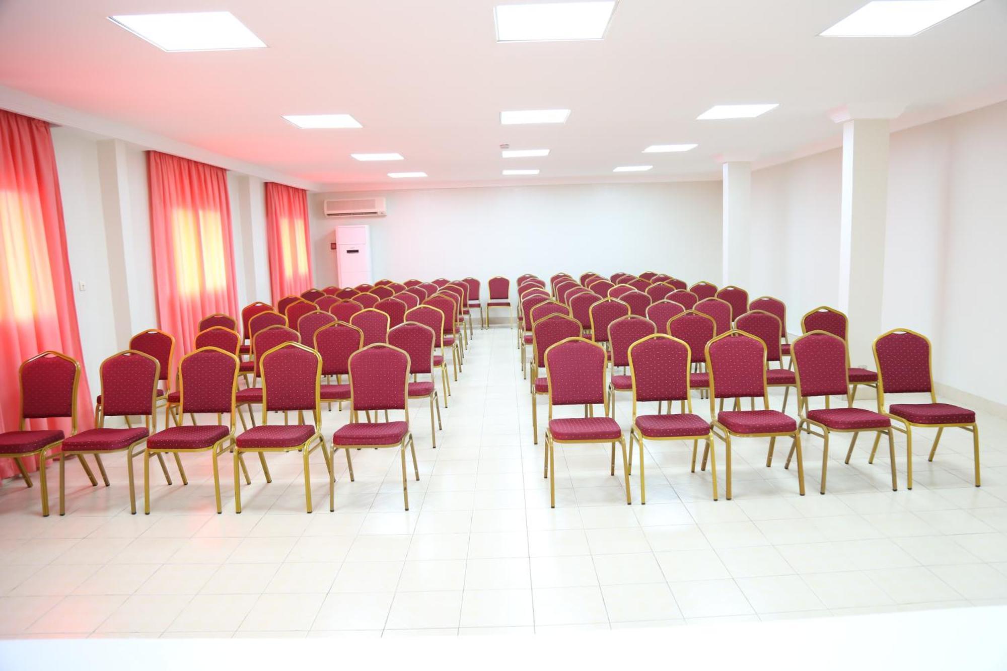 Hotel La Rose Blanche Abidjan Kültér fotó