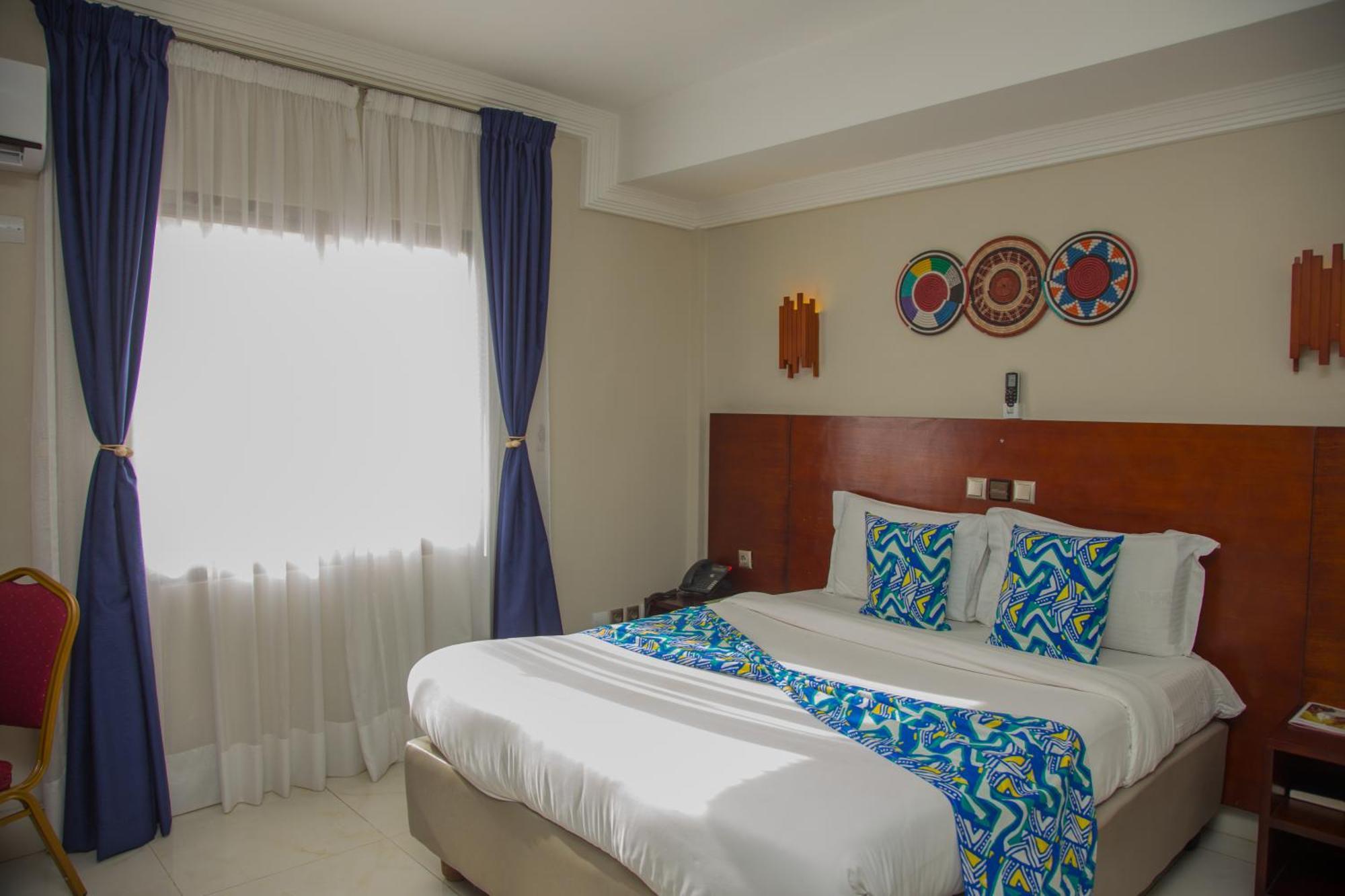 Hotel La Rose Blanche Abidjan Kültér fotó