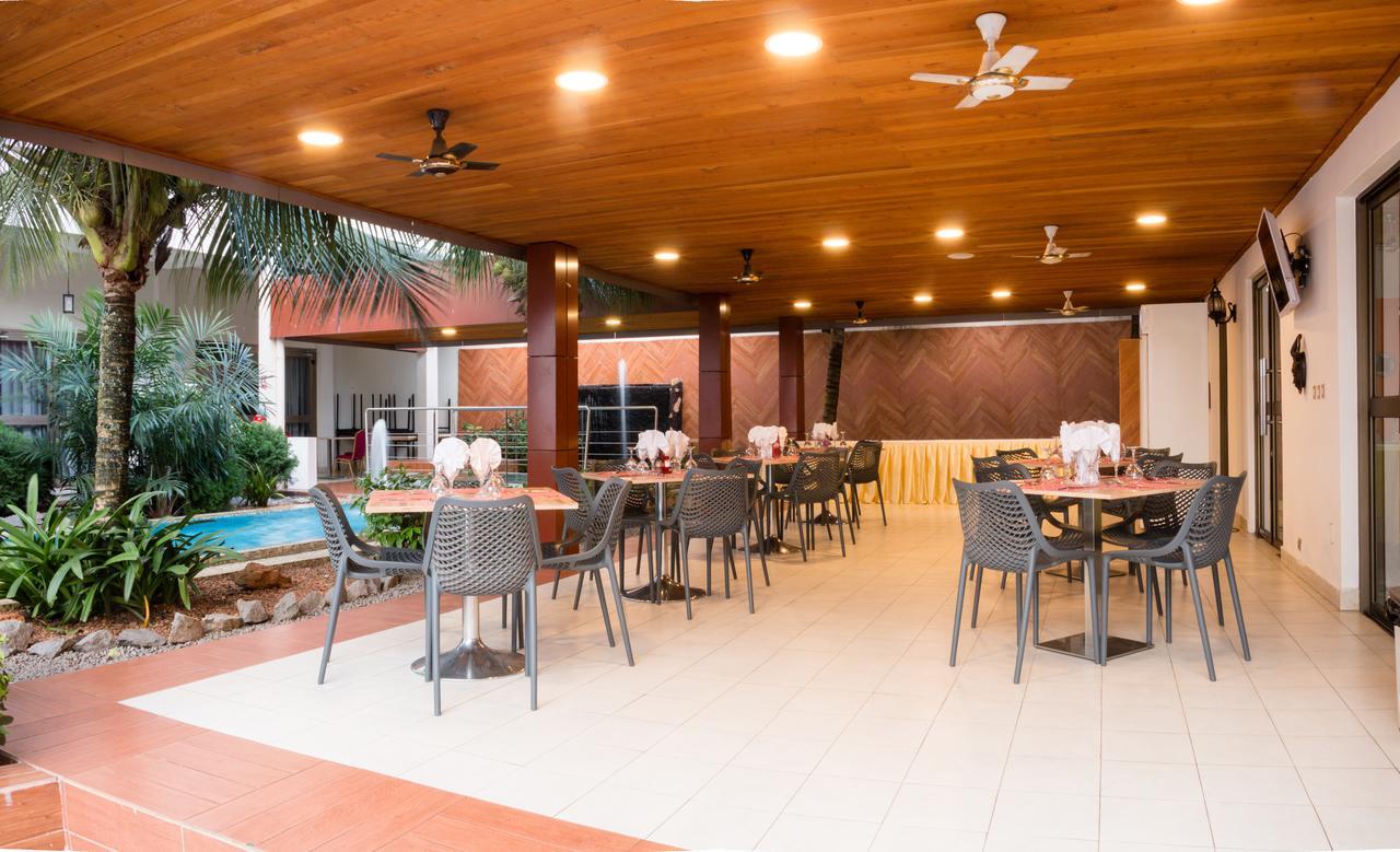 Hotel La Rose Blanche Abidjan Kültér fotó